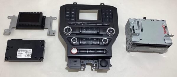 022edaa5-25f6-4ed0-840e-d6a004834446-600x262-1 2016-2017 Ford Mustang S550 Sync Radio Unit w/ 4" Display