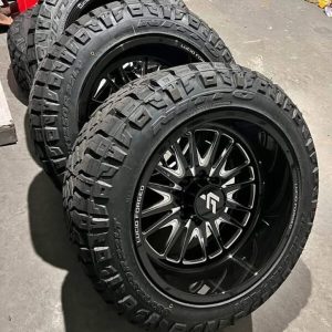 Lucid Forged wheels and ridge grapplers 22x12 35s new.