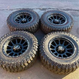 Method 605 NV 20" Wheels & 37" M/T Tires - Matte Black Finish"