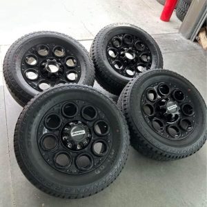 20in OEM F350 superduty FX4 package rims 275/65/20 Bridgestone dueler all terrain tires  Wheels are 20in OEM wheels off a 2026 ford f350 sport FX4 upgrade package.