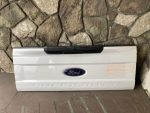 tailgate ford f 250 Good Condition W/ Cámara - Image 4