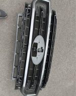 2020-2022 ford f250 f350 super duty grill custom painted black and magnetic metallic. - Image 5