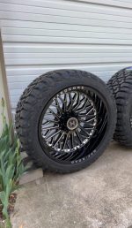 New 22x12 Hardcore 8x170  New 33x12.50r22 Fortune R/Ts - Image 4