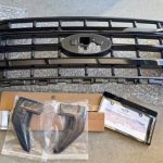 Grille 2021 TO 2023 GLOSS BLACK  Fender Vent Badges 2021 TO 2025 GLOSS BLACK F150 tailgate stickers GLOSS BLACK License Plate Frame GLOSS BLACK Brand New - In Box Give your F-150 a fully blacked-out look with the Ford Performance Black Appearance Package. F-150 Black Pack