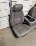 *2007-2014 Chevy Tahoe/Suburban/Silverado/Sierra Front Seats* - Image 4