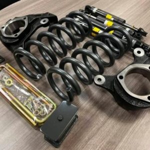 Brand New 5” Maxtrac Suspension Lift Kit”