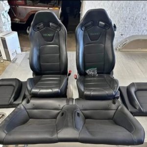 S550 Mustang bullit recaro seats