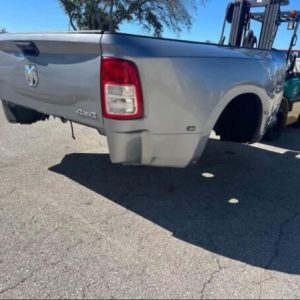 Dodge 3500 8ft Dually, Billet Silver Metallic Paint Code (JSC), Bed Gate Lights, 5th Wheel Package,