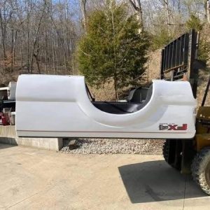 2 fresh Oxford white 8ft srw beds in today along with an Oxford white gate and a chrome bumper These are for 11-16 style superduty f250/350 but interchange all the way back to 1999! Fx4 bed