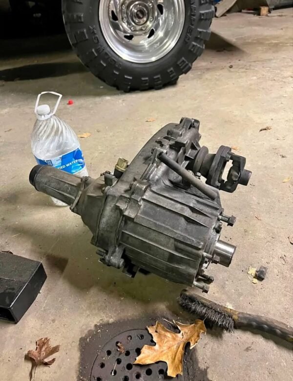 4585b7f8-aa65-4d0c-b582-d9efbf9670a0-600x779-1 NV4500 12V Cummins Transmission & T-Case
