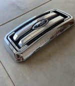 2011-2016 ford f250 f350 lariat grille. - Image 3