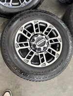 20in OEM f350 limited package wheels  275/65/20 Bridgestone dueler tires  Wheels are 20in OEM wheels off a 2024 ford f350 limited package. - Image 8
