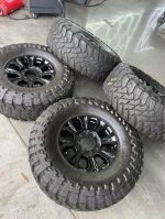 18in OEM f350 tremor wheels  38x13.50r18 Toyo open country m/t tires  Wheels are 18in OEM wheels off a 2022 ford f350 super duty, tremor package. - Image 5