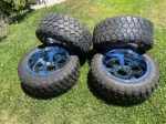 20x12 Moto Metal wheels 8x6.5 on 33x12.5 tires with good tread left