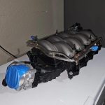 Gen 3 Mustang motor with intake, fuel rails, injectors, and throttle body included - Image 6