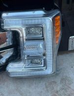 Ford f250 complete front clip out of a 2019 lariat work for 2017 to 2019 everything is in good conditions - Image 5