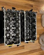 Gt350 voodoo complete cylinder head