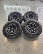 17in OEM ford raptor R OEM beadlock wheels 37x12.50r17 BFGoodrich KO2 tires  Wheels are 17in OEM wheels, off a 2025 ford raptor R, very hard to find wheels,