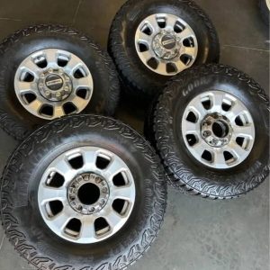 2024 f250 f350 OEM 18in wheels/305/70/18 wrangler tires