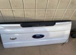 Ford F250 King Ranch Tailgate in perfect conditions no dents no scratches comes equipped with camera - Image 3