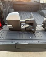 Tow mirrors for a 2015-2020 F250/f350 Caps currently on there are painted star white metallic..