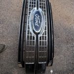 2017-2019 platinum platinum grille  No broken tabs