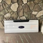 tailgate ford f 250 Good Condition W/ Cámara