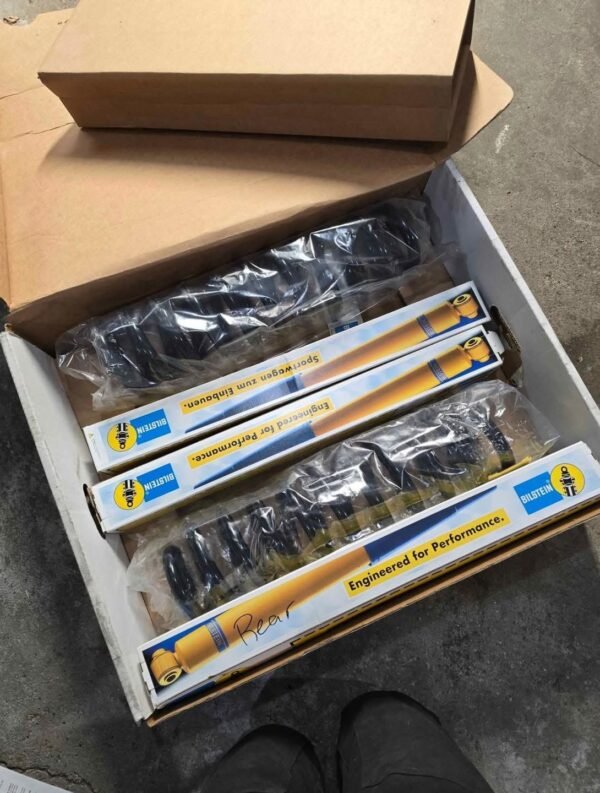 8aa37750-537f-4d9b-bef9-82b41b3cc6e5-600x793-1 All brand new in box. Comes with Kryptonite caster shims as well.