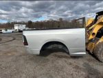 09-18 dodge ram 6.5ft bed with gate and lights - Image 3