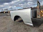 09-18 dodge ram 6.5ft bed with gate and lights - Image 4
