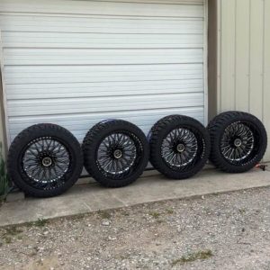 New 22x12 Hardcore 8x170  New 33x12.50r22 Fortune R/Ts