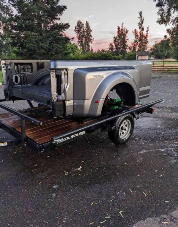98f2f0e9-d17b-44bb-a5f5-7e54f09c2155-600x767-1 2017-2022 Ford Super Duty F-350/F-450 Dually Bed - 8ft, Dark Grey"