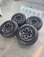 17in OEM ford raptor R OEM beadlock wheels 37x12.50r17 BFGoodrich KO2 tires  Wheels are 17in OEM wheels, off a 2025 ford raptor R, very hard to find wheels, - Image 2