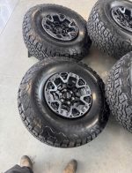 17in OEM ford raptor R OEM beadlock wheels 37x12.50r17 BFGoodrich KO2 tires  Wheels are 17in OEM wheels, off a 2025 ford raptor R, very hard to find wheels, - Image 6