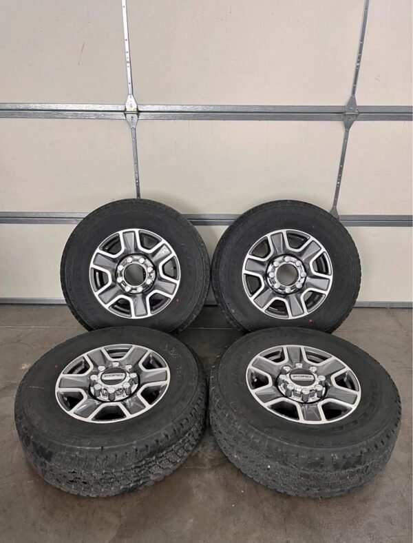 a211e0f0-a784-4c9a-b936-6c4fcae0706d-600x788-1 18in OEM Ford f350 superduty wheels 275/70/18 Bridgestone dueler all terrain tires Wheels are 20in OEM wheels off a 2025 ford f350 superduty.