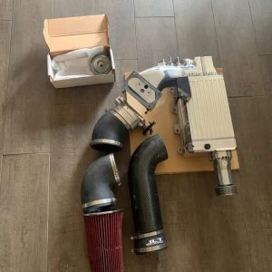 Polished 2.2 kenne bell, accufab SBTB, JLT carbon fiber intake. Fully polished Gen II Kenne Bell 2.2l twin screw Blowzilla supercharger off a 2004 Terminator Cobra Kit has about 6k miles on it.