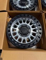 18" KMC 552 IMS Wheels for Heavy Duty 8 Lug Trucks" - Image 8