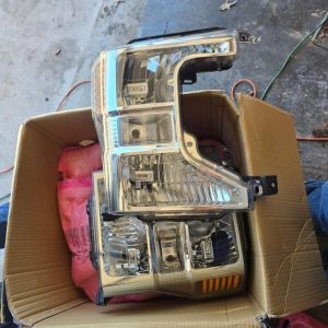 2022 ford f350 factory headlights with led bulb setup