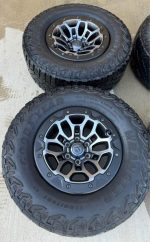 TRX set with Goodyear Wrangler AT 325/65/[hidden information] Tires & OEM TPMS.  Tires have about 7-9/32 18x9 6x139.7 - Image 6
