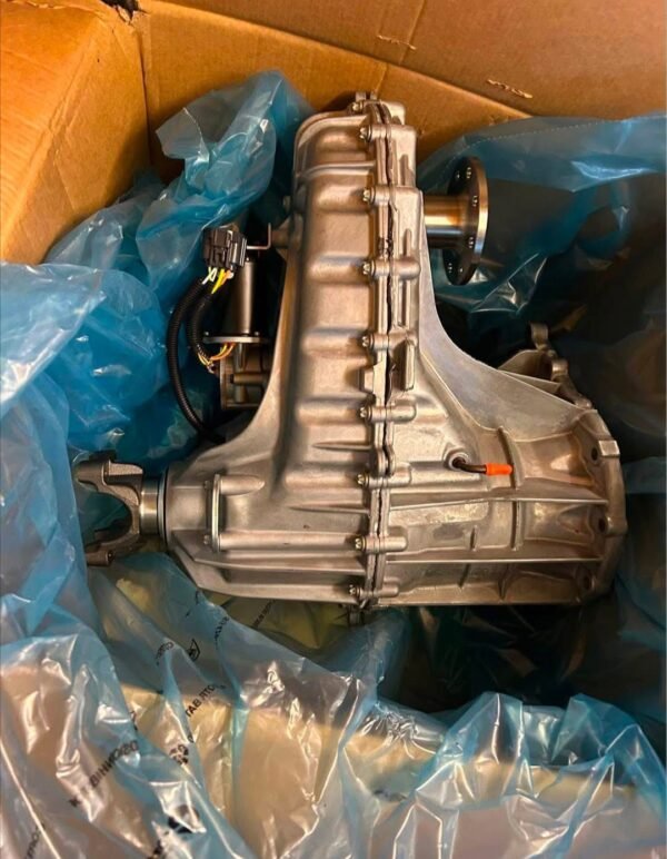 bd28b90e-6401-4121-a3c0-302808b752dc-600x772-1 "2017 Ford F250 Transfer Case - Brand New in Box, Never Installed"