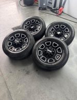 20in OEM ford f350 Platinum wheels  275/65/20 michlean at2 tires  Wheels are 20in OEM wheels off a 2023 ford f350 platinum package. - Image 4