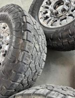 18in OEM f350 king ranch  35x12.50r18 Toyo open county at3 tires  Wheels are 18in OEM wheels off a 2022 ford f350 king ranch package. - Image 7
