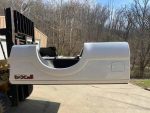 2 fresh Oxford white 8ft srw beds in today along with an Oxford white gate and a chrome bumper These are for 11-16 style superduty f250/350 but interchange all the way back to 1999! Fx4 bed - Image 3