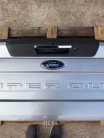 2020-2022 Ford F250 F350 Factory Tailgate Iconic Silver w/ Step Camera H... - Image 3
