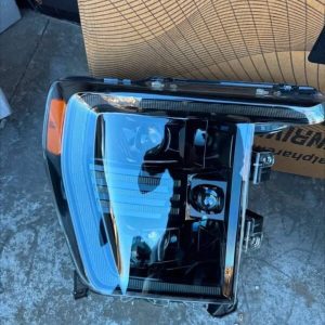 AlphaRex Pro Series Headlights 2021-2023 Ford F150 (OEM Halogen)