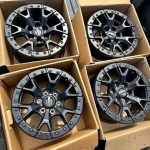 Ford raptor r wheels 17”