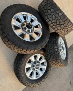 F250 Platinum Wheels On 35” Like New Toyo At3 No sensors, comes with lugs and tires are like néw 35/12.50/20 toyo open country at3 - Image 3