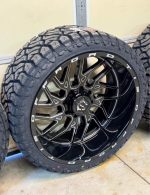 New 24x12 TIS 544BM 8x170  New 33x12.5r24 Venom R/T - Image 4