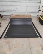 Brand new Gator Recoil Retractable Truck Bed Tonneau Cover | G30383 | Fits 2017-2023 F150  610" Bed (81.9")